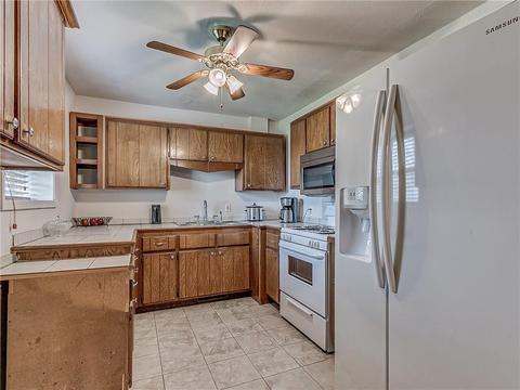 2001 Fox Ln, Tuttle, OK 73089 photo 11