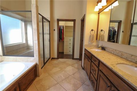 3103 Timber Shadows Dr, Norman, OK 73069 photo 15