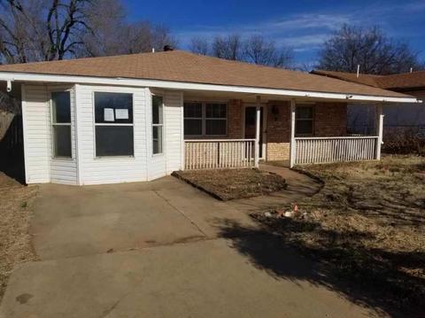 1504 E Grant Ave, Guthrie, OK 73044 photo 1