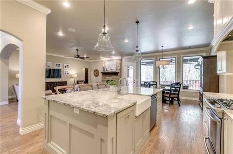 2709 Rustic Rd, Edmond, OK 73034 photo 5