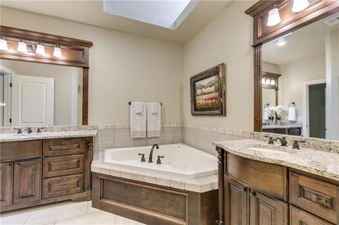 2709 Rustic Rd, Edmond, OK 73034 photo 14
