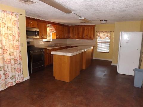 300 E Main St, Tipton, OK 73570 photo 24