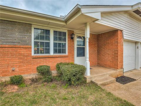 2273 Apache St, Choctaw, OK 73020 photo 2