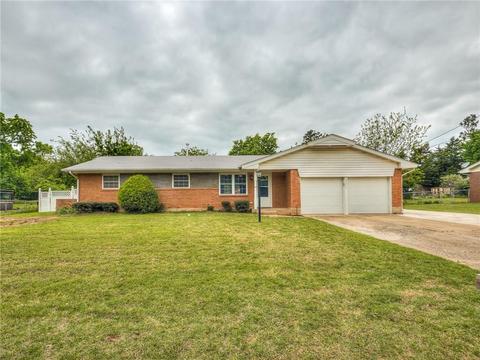 2273 Apache St, Choctaw, OK 73020 photo 1