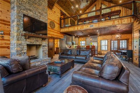 383 Sugar Pine Loop, Broken Bow, OK 74728 photo 3