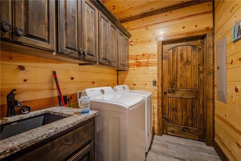 383 Sugar Pine Loop, Broken Bow, OK 74728 photo 6