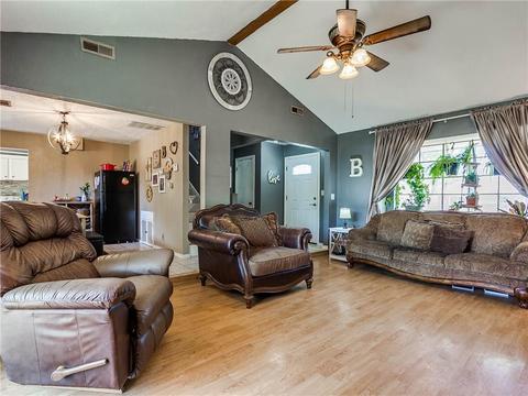 324 E Carson Ln, Mustang, OK 73064 photo 12