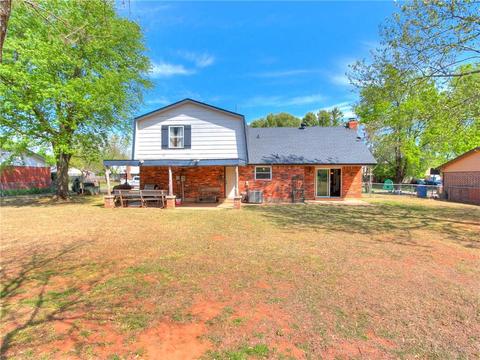324 E Carson Ln, Mustang, OK 73064 photo 4