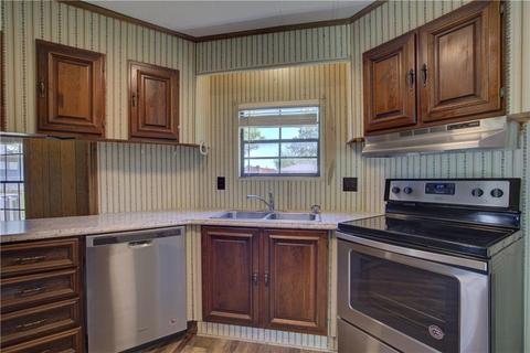 103 SE 1st St, Tuttle, OK 73089 photo 8
