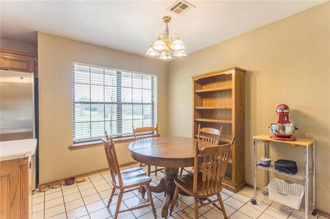 794 S Walnut Dr, Tuttle, OK 73089 photo 8