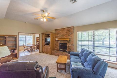 794 S Walnut Dr, Tuttle, OK 73089 photo 11