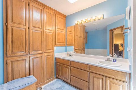 794 S Walnut Dr, Tuttle, OK 73089 photo 15