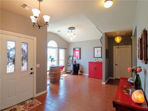 1801 Puma Dr, Altus, OK 73521 photo 4