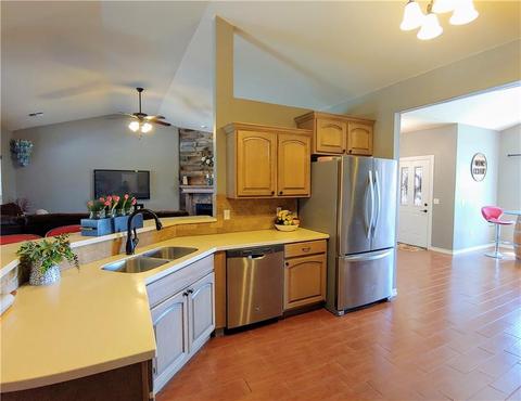 1801 Puma Dr, Altus, OK 73521 photo 8