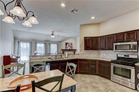 10708 Middlesbrough Ln, Yukon, OK 73099 photo 14
