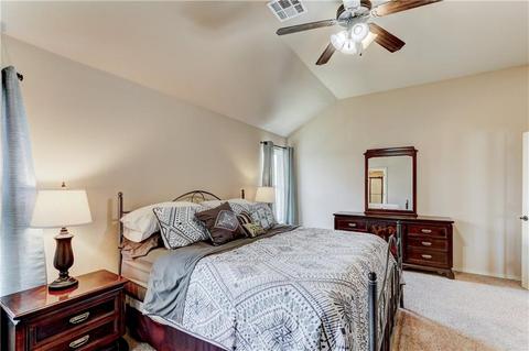 10708 Middlesbrough Ln, Yukon, OK 73099 photo 21