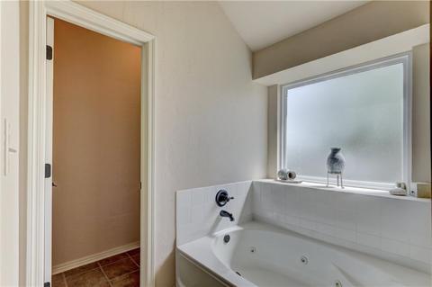 10708 Middlesbrough Ln, Yukon, OK 73099 photo 23