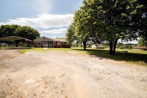 2801 Ferguson Dr, Harrah, OK 73045 photo 2