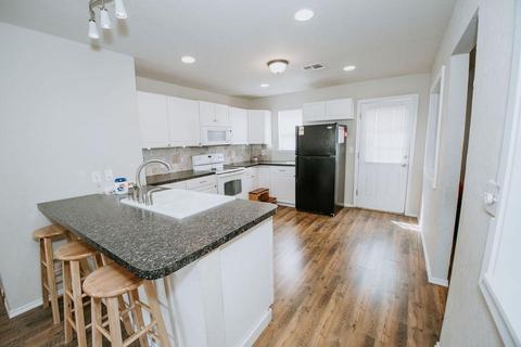 2801 Ferguson Dr, Harrah, OK 73045 photo 4