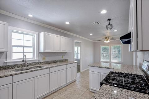 2000 N Dobbs Rd, Harrah, OK 73045 photo 13