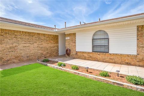 921 George St, Altus, OK 73521 photo 4