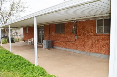 Undisclosed, Moore, OK 73160 photo 20