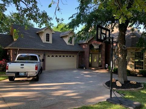 512 Chippingham Ln, Blanchard, OK 73010 photo 1