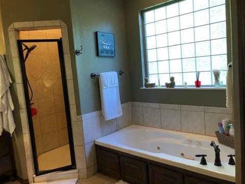 512 Chippingham Ln, Blanchard, OK 73010 photo 9