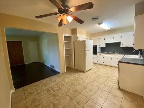 729 Hartman Dr, Norman, OK 73069 photo 4