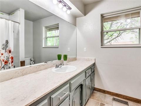 2103 Straight St, Harrah, OK 73045 photo 12