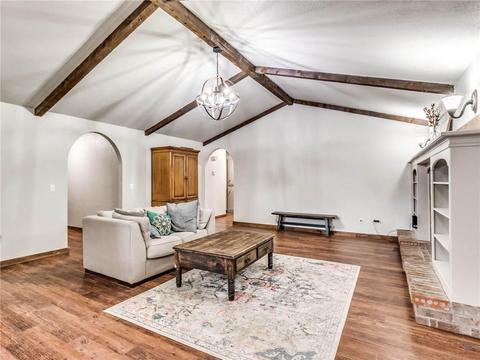 2103 Straight St, Harrah, OK 73045 photo 6