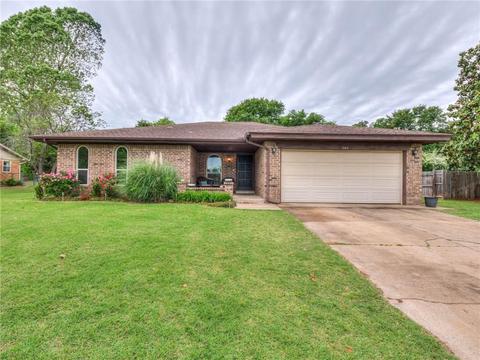 2103 Straight St, Harrah, OK 73045 photo 1