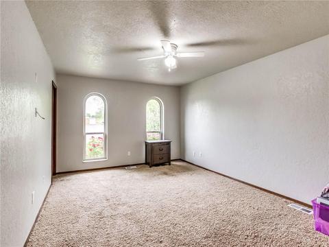 2103 Straight St, Harrah, OK 73045 photo 15