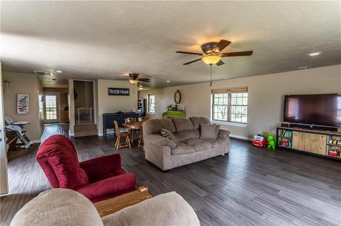 24295 E 950 Rd, Hydro, OK 73048 photo 10