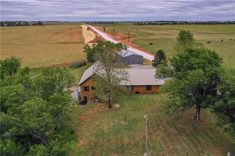 24295 E 950 Rd, Hydro, OK 73048 photo 2