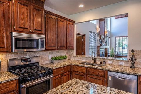 1619 Bayside Dr, Tuttle, OK 73089 photo 6