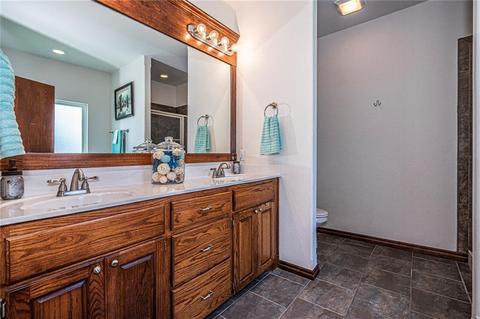 1619 Bayside Dr, Tuttle, OK 73089 photo 9