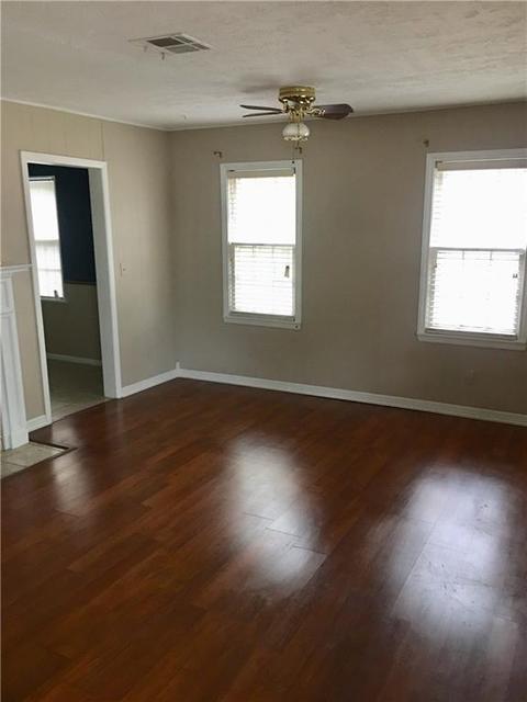 928 E Cypress, Altus, OK 73521 photo 5