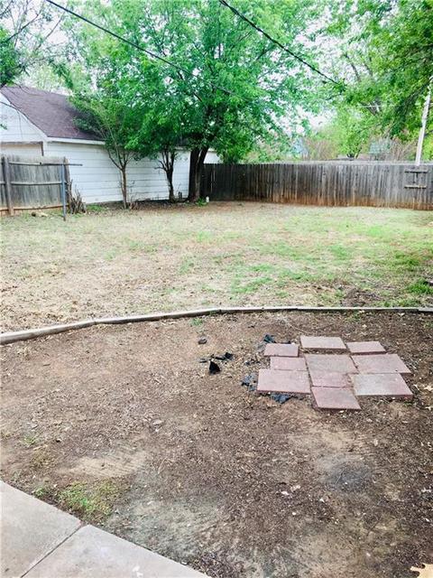 928 E Cypress, Altus, OK 73521 photo 23