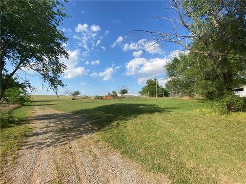 1005 Whiteshield, Hammon, OK 73650 photo 32
