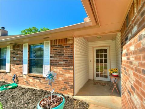 328 Cherryvale Rd, Edmond, OK 73003 photo 3