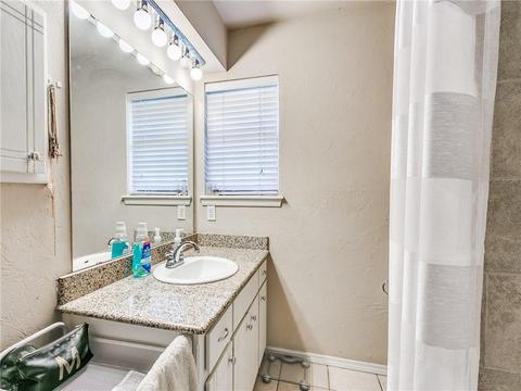 328 Cherryvale Rd, Edmond, OK 73003 photo 21