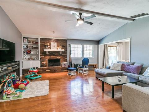 328 Cherryvale Rd, Edmond, OK 73003 photo 5