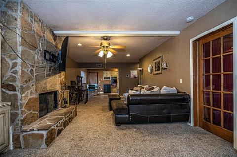 106 Olympic Dr, Moore, OK 73160 photo 9
