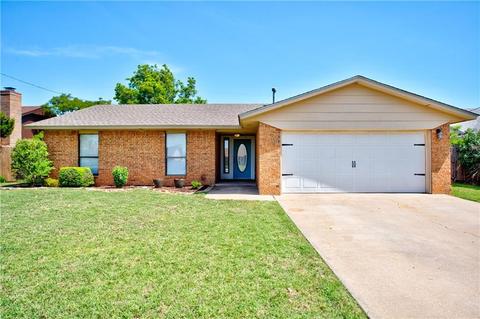 2301 Galaxy Dr, Altus, OK 73521 photo 2