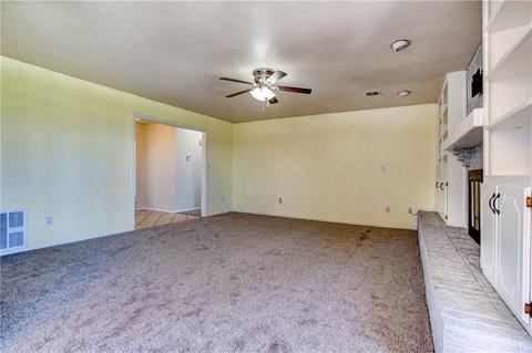 2301 Galaxy Dr, Altus, OK 73521 photo 9