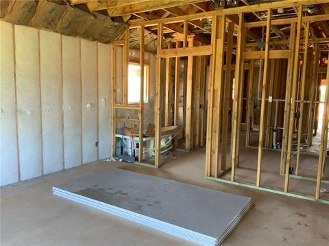 2016 Edgewater Dr, Moore, OK 73160 photo 9