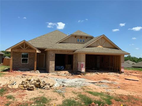 2016 Edgewater Dr, Moore, OK 73160 photo 1