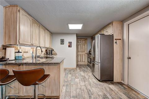 2124 Westmore Dr, Moore, OK 73170 photo 12