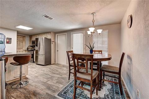 2124 Westmore Dr, Moore, OK 73170 photo 11
